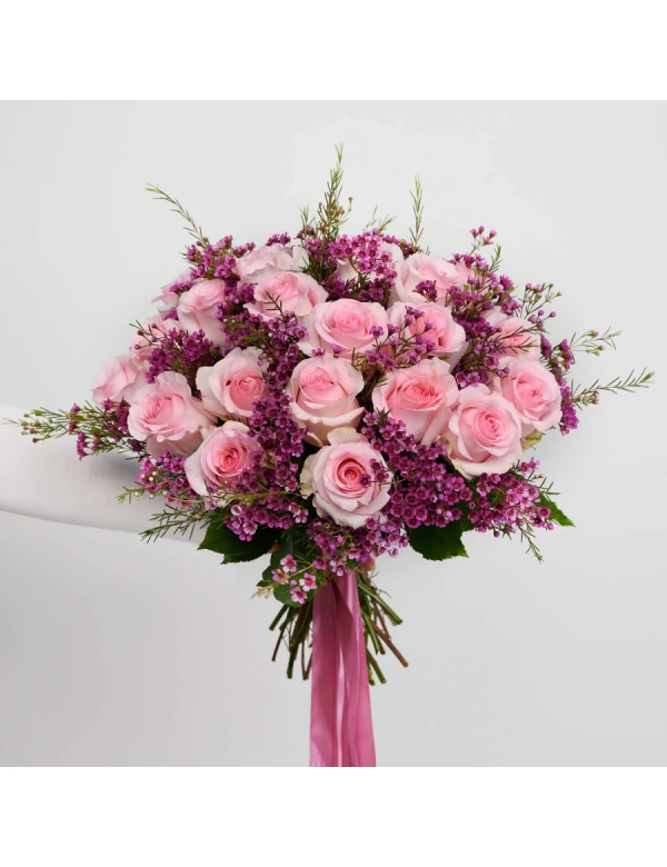 Buchet cu trandafiri roz si wax 