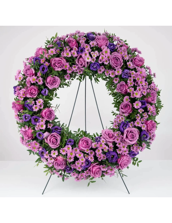 Coroana cu santini si trandafiri 