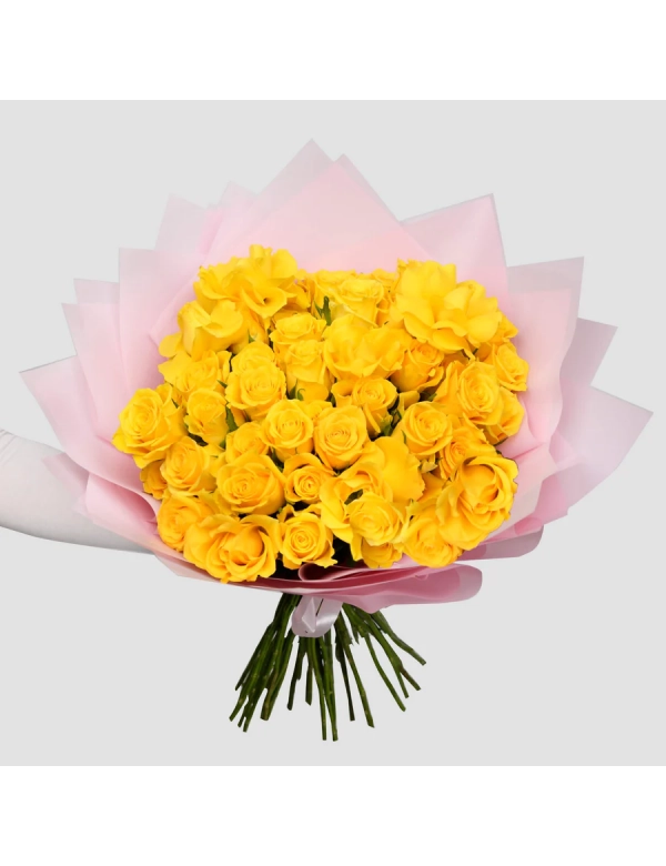 Buchet cu 47 trandafiri galbeni 